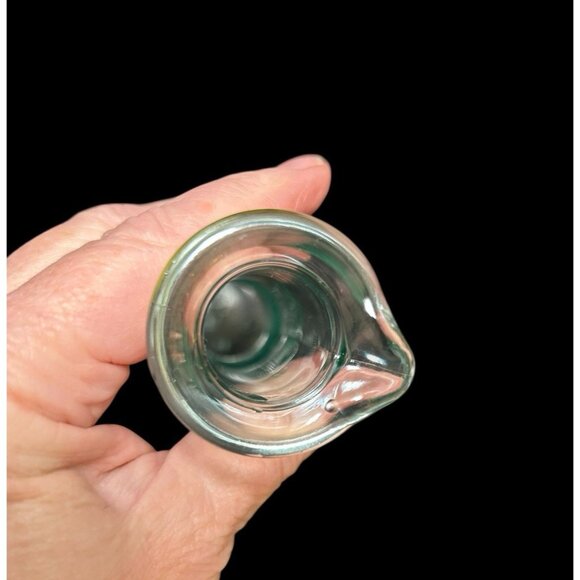 Set 2 Italian Cruet Glass Bottle Cork Stopper Green Tinted Embossed Glass 156ml - Picture 3 of 5